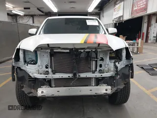 2022 Toyota Tacoma SR with VIN 3TMCZ5AN5NM480311, listed as a IAAI auction lot 42542600 with 43,297 mi miles and . Bid and sale history available at DreamBid. Image 13.
