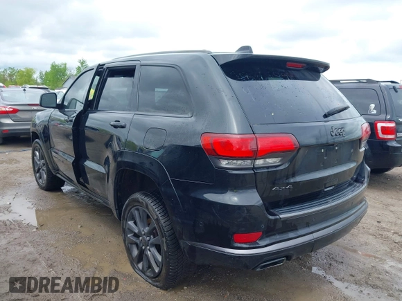 2018 Jeep Grand Cherokee Overland z VIN 1C4RJFCT2JC234220, wystawiony jako IAAI lot #42240365 z przebiegiem 84 753 mil mil oraz . Historia ofert i sprzedaży dostępna na DreamBid. Obrazek 3.