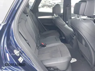 2019 Audi SQ5 Premium with VIN WA1A4AFY5K2026154, listed as a IAAI auction lot 41318583 with 86,682 mi miles. Bid and sale history available at carsss.com. Image 8.