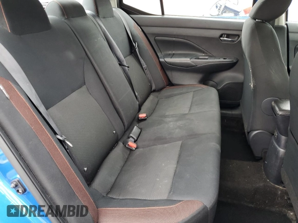 2020 Nissan Versa SR z VIN 3N1CN8FV7LL842327, wystawiony jako Copart lot #56520295 z przebiegiem 139 351 mil mil oraz Szkoda całkowita • Salvage title. Historia ofert i sprzedaży dostępna na DreamBid. Obrazek 10.