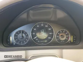 2008 Mercedes-Benz CLK-Class 3.5L with VIN WDBTK56G38T091928, listed as a Copart auction lot 61878514 with 124,845 mi miles and Clean Title. Bid and sale history available at carsss.com. Image 9.