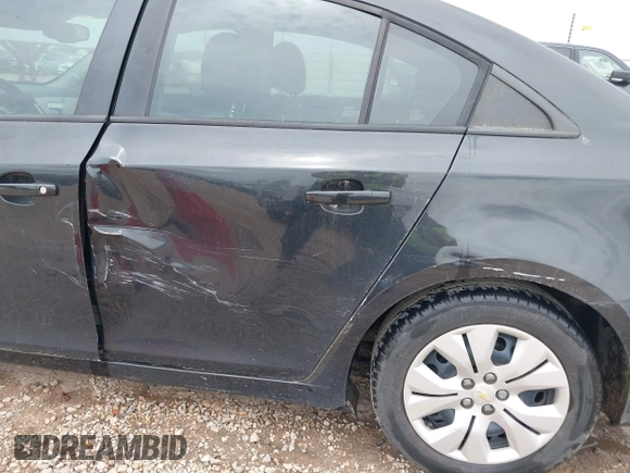 2014 Chevrolet Cruze LS with VIN 1G1PA5SH6E7249650, listed as a IAAI auction lot 42092801 with 119,866 mi miles and . Bid and sale history available at DreamBid. Image 6.