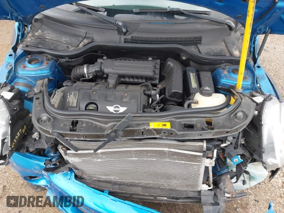 2011 MINI Hardtop with VIN WMWSU3C55BT252427, listed as a IAAI auction lot 42118852 with 151,077 mi miles and . Bid and sale history available at DreamBid. Image 10.