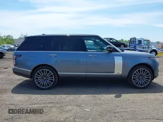 2020 Land Rover Range Rover Autobiography с VIN SALGV5SE3LA400728, выставлен на аукционе IAAI как лот 42216063 с пробегом 68 371 миль миль и . История ставок и продаж доступна на DreamBid. Изображение 13.