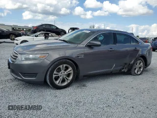 2014 Ford Taurus SEL z VIN 1FAHP2E85EG152384, wystawiony jako Copart lot #45009435 z przebiegiem 213 834 mil mil oraz Szkody całkowita. Historia ofert i sprzedaży dostępna na DreamBid. Obrazek 1.