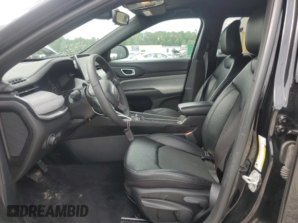 2024 Jeep Compass Latitude с VIN 3C4NJDBN4RT607103, выставлен на аукционе Copart как лот 62374225 с пробегом 30 566 миль миль и Чистый • Clean title. История ставок и продаж доступна на DreamBid. Изображение 7.