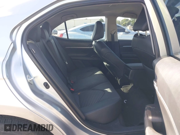2023 Toyota Camry SE z VIN 4T1G11AK9PU805365, wystawiony jako IAAI lot #40647197 z przebiegiem 18 643 mil mil oraz . Historia ofert i sprzedaży dostępna na DreamBid. Obrazek 8.