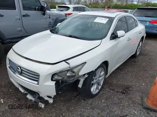 2012 Nissan Maxima S z VIN 1N4AA5AP4CC840592, wystawiony jako IAAI lot #41999734 z przebiegiem 162 493 mil mil oraz . Historia ofert i sprzedaży dostępna na DreamBid. Obrazek 2.