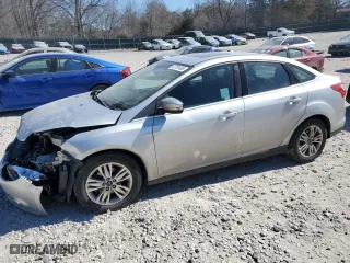 2012 Ford Focus SEL with VIN 1FAHP3H29CL468999, listed as a Copart auction lot 47181405 with 211,503 mi miles and Salvage Title. Bid and sale history available at carsss.com. Image 1.