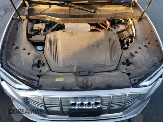 2022 Audi e-tron Premium with VIN WA1AAAGE3NB023738, listed as a Copart auction lot 72651284 with 35,531 mi miles and Salvage Title. Bid and sale history available at DreamBid. Image 12.