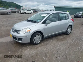 2009 Nissan Versa SL с VIN 3N1BC13E49L426628, выставлен на аукционе IAAI как лот 42474387 с пробегом Не указан миль и . История ставок и продаж доступна на DreamBid. Изображение 2.