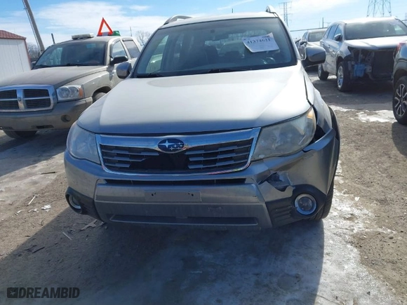 2010 Subaru Forester 2.5X Limited with VIN JF2SH6DC4AH765029, listed as a IAAI auction lot 41374621 with 152,042 mi miles. Bid and sale history available at carsss.com. Image 12.