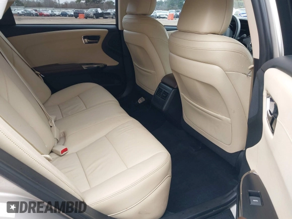 2018 Toyota Avalon XLE with VIN 4T1BK1EB5JU268101, listed as a IAAI auction lot 41470858 with 31,720 mi miles and . Bid and sale history available at DreamBid. Image 8.