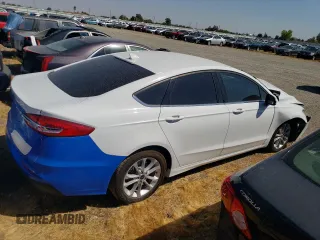 2020 Ford Fusion SE z VIN 3FA6P0LU6LR216269, wystawiony jako Copart lot #68509044 z przebiegiem 60 556 mil mil oraz Szkoda całkowita • Salvage title. Historia ofert i sprzedaży dostępna na DreamBid. Obrazek 3.