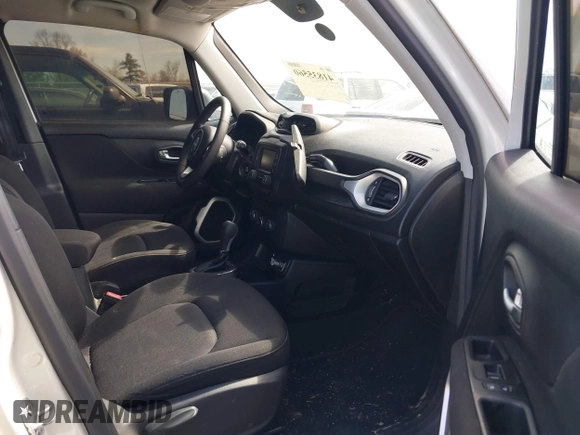 2020 Jeep Renegade Sport with VIN ZACNJAAB8LPK96809, listed as a IAAI auction lot 41835560 with 39,067 mi miles and . Bid and sale history available at carsss.com. Image 5.