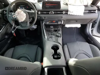 2022 Toyota Supra 3.0 z VIN WZ1DB0C05NW048445, wystawiony jako Copart lot #73665812 z przebiegiem 8850 mil mil oraz . Historia ofert i sprzedaży dostępna na DreamBid. Obrazek 8.
