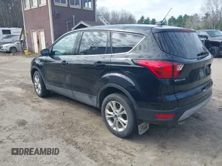 2019 Ford Escape SE with VIN 1FMCU9GD9KUA66116, listed as a IAAI auction lot 42070604 with 98,777 mi miles. Bid and sale history available at carsss.com. Image 3.