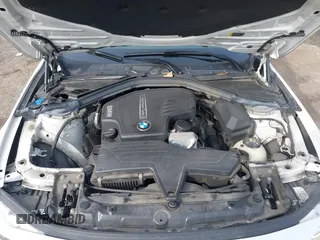 2018 BMW 3 Series 320i xDrive with VIN WBA8E5G53JNV03347, listed as a IAAI auction lot 41908985 with 122,111 mi miles. Bid and sale history available at carsss.com. Image 10.