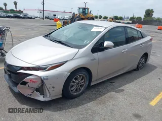 2017 Toyota Prius Plus with VIN JTDKARFP2H3062718, listed as a IAAI auction lot 42207527 with 91,707 mi miles and . Bid and sale history available at DreamBid. Image 18.