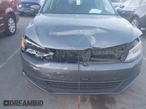 2011 Volkswagen Jetta SE с VIN 3VWBX7AJ2BM108055, выставлен на аукционе IAAI как лот 41859245 с пробегом 150 157 миль миль и . История ставок и продаж доступна на DreamBid. Изображение 6.