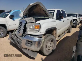 2018 GMC Sierra 2500HD z VIN 1GT12REG3JF158100, wystawiony jako Copart lot #87925645 z przebiegiem Nie podano mil oraz Szkoda całkowita • Salvage title. Historia ofert i sprzedaży dostępna na DreamBid. Obrazek 1.