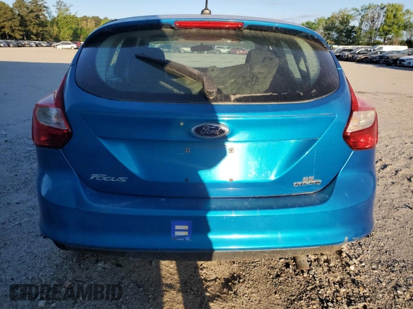 2013 Ford Focus SE with VIN 1FADP3K24DL370018, listed as a Copart auction lot 52604585 with 87,329 mi miles and Clean Title. Bid and sale history available at carsss.com. Image 6.