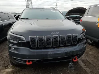 2019 Jeep Cherokee Trailhawk with VIN 1C4PJMBXXKD127749, listed as a Copart auction lot 50035205 with Not Provided miles and Salvage Title. Bid and sale history available at DreamBid. Image 5.