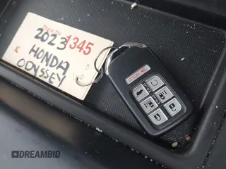 2023 Honda Odyssey Touring с VIN 5FNRL6H84PB072746, выставлен на аукционе IAAI как лот 42085251 с пробегом 17 247 миль миль и . История ставок и продаж доступна на DreamBid. Изображение 11.