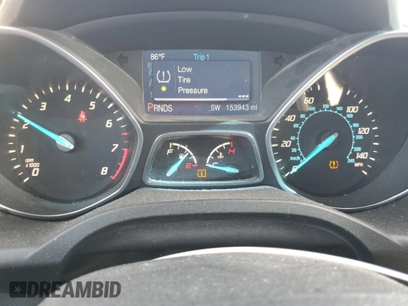 2014 Ford Escape SE z VIN 1FMCU9G9XEUB47481, wystawiony jako Copart lot #57571105 z przebiegiem 153 943 mil mil oraz Czysty tytuł • Clean title. Historia ofert i sprzedaży dostępna na DreamBid. Obrazek 9.