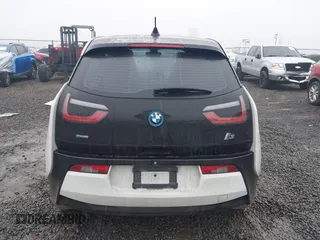 2014 BMW i3 z VIN WBY1Z4C55EV273629, wystawiony jako IAAI lot #41337472 z przebiegiem 113 122 mil mil oraz . Historia ofert i sprzedaży dostępna na DreamBid. Obrazek 17.