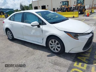 2022 Toyota Corolla LE with VIN 5YFEPMAE0NP358957, listed as a IAAI auction lot 42167553 with 48,339 mi miles. Bid and sale history available at carsss.com. Image 1.
