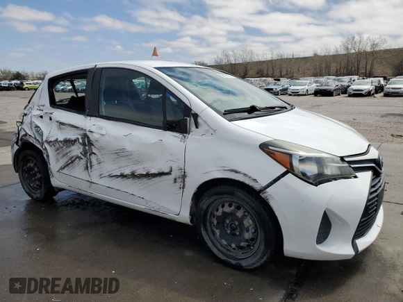 2015 Toyota Yaris L with VIN VNKKTUD32FA033118, listed as a Copart auction lot 52800075 with 111,305 mi miles and Salvage Title. Bid and sale history available at DreamBid. Image 4.