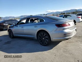 2019 Volkswagen Arteon SEL R-Line с VIN WVWSR7AN5KE026391, выставлен на аукционе Copart как лот 51545145 с пробегом 83 739 миль миль и Списание • Salvage title. История ставок и продаж доступна на DreamBid. Изображение 2.