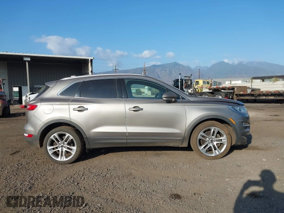 2016 Lincoln MKC Reserve with VIN 5LMTJ3DH0GUJ31789, listed as a IAAI auction lot 41190967 with 92,696 mi miles and . Bid and sale history available at DreamBid. Image 12.