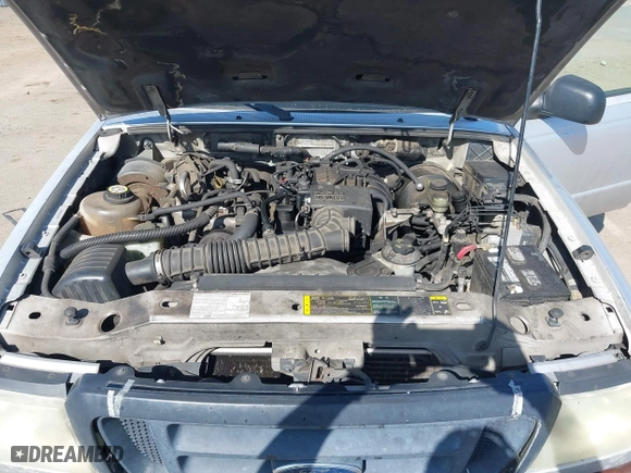 2004 Ford Ranger XL with VIN 1FTYR10D04PA17072, listed as a IAAI auction lot 42077612 with 474,056 mi miles. Bid and sale history available at carsss.com. Image 10.