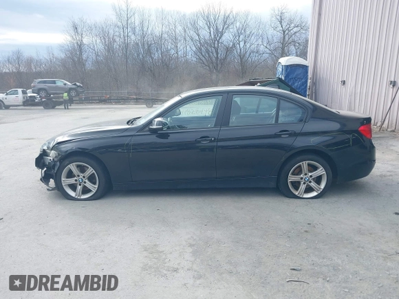 2013 BMW 3 Series 328i xDrive with VIN WBA3B5C55DF598940, listed as a IAAI auction lot 41828448 with 110,184 mi miles. Bid and sale history available at carsss.com. Image 14.