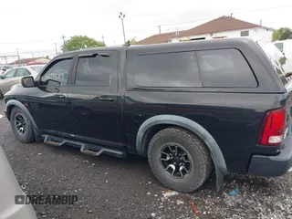 2016 Ram 1500 Rebel z VIN 1C6RR7YT0GS100285, wystawiony jako IAAI lot #42346719 z przebiegiem 103 309 mil mil oraz . Historia ofert i sprzedaży dostępna na DreamBid. Obrazek 14.