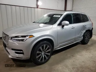 2025 Volvo XC90 Core z VIN YV4M12PJ6S1335184, wystawiony jako Copart lot #51243575 z przebiegiem 11 665 mil mil oraz Czysty tytuł • Clean title. Historia ofert i sprzedaży dostępna na DreamBid. Obrazek 1.