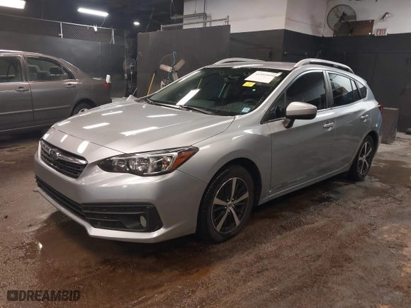 2022 Subaru Impreza Premium with VIN 4S3GTAV62N3720253, listed as a IAAI auction lot 41555999 with 64,684 mi miles. Bid and sale history available at carsss.com. Image 17.