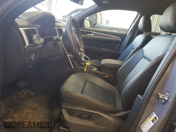 2022 Volkswagen Atlas SEL with VIN 1V2BE2CA5NC207126, listed as a Copart auction lot 56545445 with 49,296 mi miles and Salvage title. Bid and sale history available at DreamBid. Image 7.