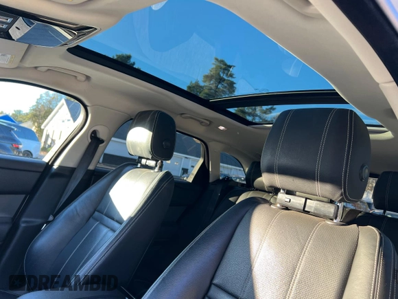 2019 Land Rover Range Rover Velar S with VIN SALYB2EN8KA779313, listed as a Copart auction lot 82711994 with 123,861 mi miles and Clean Title. Bid and sale history available at carsss.com. Image 9.