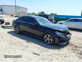 2014 Mercedes-Benz E E 350 Sport with VIN WDDHF5KB2EB074017, listed as a IAAI auction lot 42006651 with 44,135 mi miles. Bid and sale history available at carsss.com. Image 1.