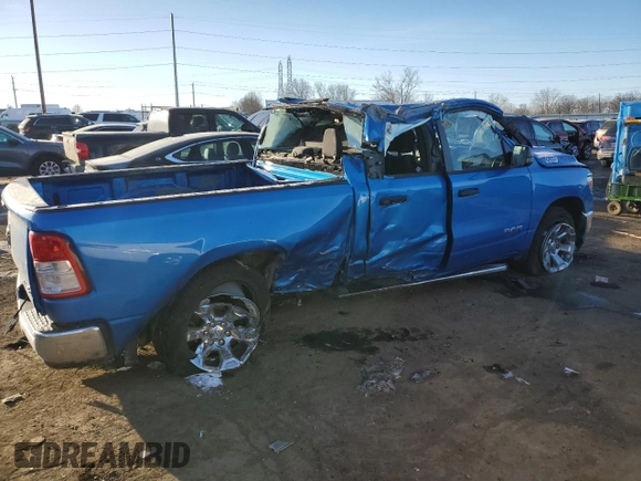 2023 Ram 1500 Big Horn z VIN 1C6RRFBG0PN567260, wystawiony jako Copart lot #42092775 z przebiegiem 16 860 mil mil oraz Nie do naprawy • Non repairable. Historia ofert i sprzedaży dostępna na DreamBid. Obrazek 3.