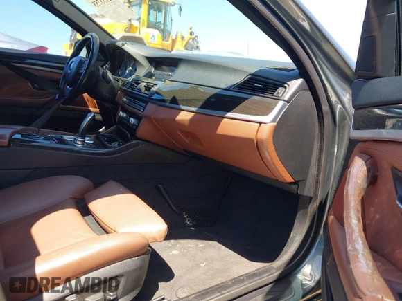 2012 BMW 5 Series 535i xDrive with VIN WBAFU7C54CDU57662, listed as a IAAI auction lot 42135753 with 196,259 mi miles and . Bid and sale history available at carsss.com. Image 5.