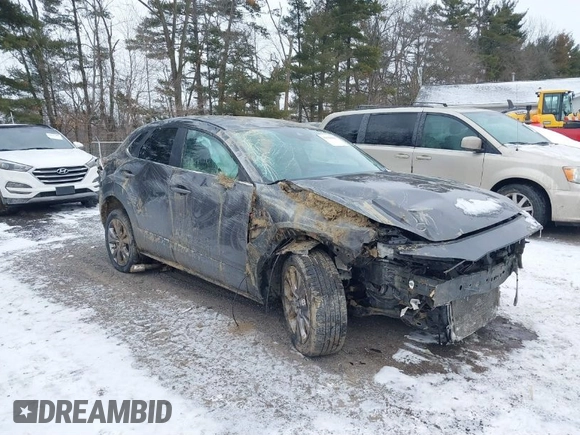 2020 Mazda CX-30 Select Package with VIN 3MVDMBCLXLM108553, listed as a IAAI auction lot 41638863 with 129 mi miles. Bid and sale history available at carsss.com. Image 1.