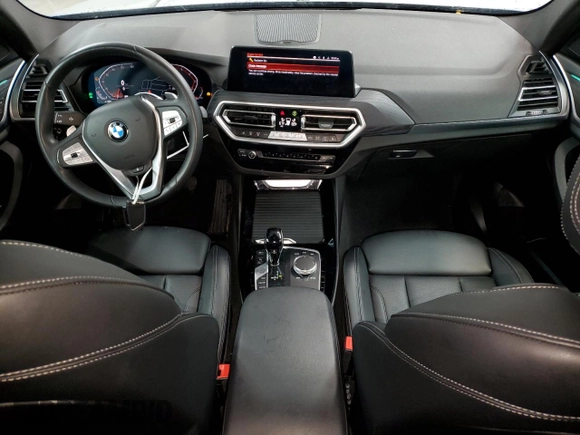2024 BMW X3 sDrive30i with VIN 5UX43DP0XR9T81899, listed as a Copart auction lot 51608465 with 32,897 mi miles and Non Repairable. Bid and sale history available at DreamBid. Image 8.