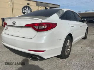 2016 Hyundai Sonata SE with VIN 5NPE24AF8GH402260, listed as a Copart auction lot 43234825 with 218,272 mi miles and Clean Title. Bid and sale history available at carsss.com. Image 4.