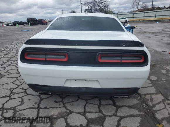 2016 Dodge Challenger R/T Scat Pack z VIN 2C3CDZFJ4GH249479, wystawiony jako Copart lot #49830765 z przebiegiem Nie podano mil oraz Szkody całkowita. Historia ofert i sprzedaży dostępna na DreamBid. Obrazek 6.