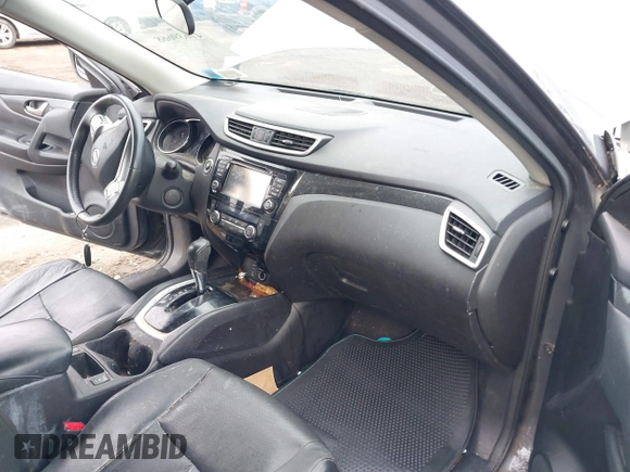 2014 Nissan Rogue SL with VIN 5N1AT2MV3EC860974, listed as a IAAI auction lot 41639668 with 99,360 mi miles. Bid and sale history available at carsss.com. Image 5.