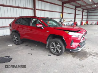 2021 Toyota RAV4 SE с VIN JTMAB3FV8MD044152, выставлен на аукционе IAAI как лот 42521714 с пробегом 142 710 миль миль и . История ставок и продаж доступна на DreamBid. Изображение 1.